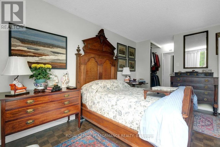 28763967/207-2625-regina-street/britannia/ottawa/ontario/K2B5W8_17