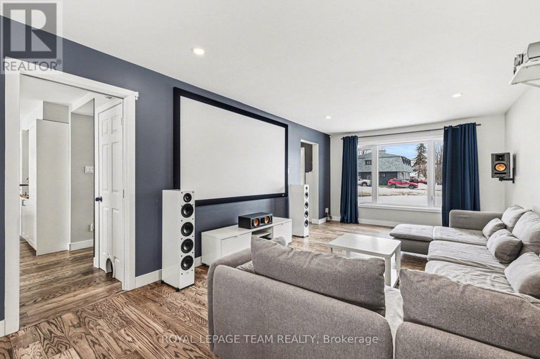 29407944/89-queen-charlotte-street/richmond/ottawa/ontario/K0A2Z0_8