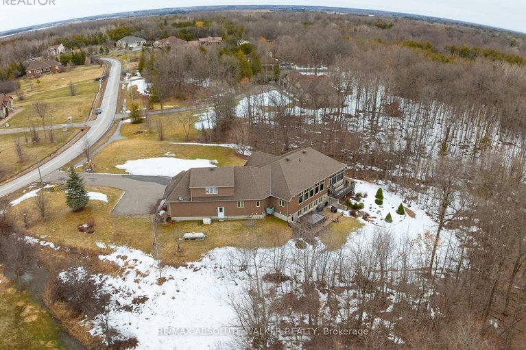 29487630/8134-adam-baker-way/osgoode-twp-north-of-reg-rd-6/ottawa/ontario/K0A2P0_49