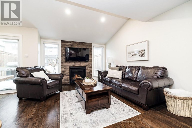 29499389/211-purchase-crescent/stittsville-south/ottawa/ontario/K2S2L8_16