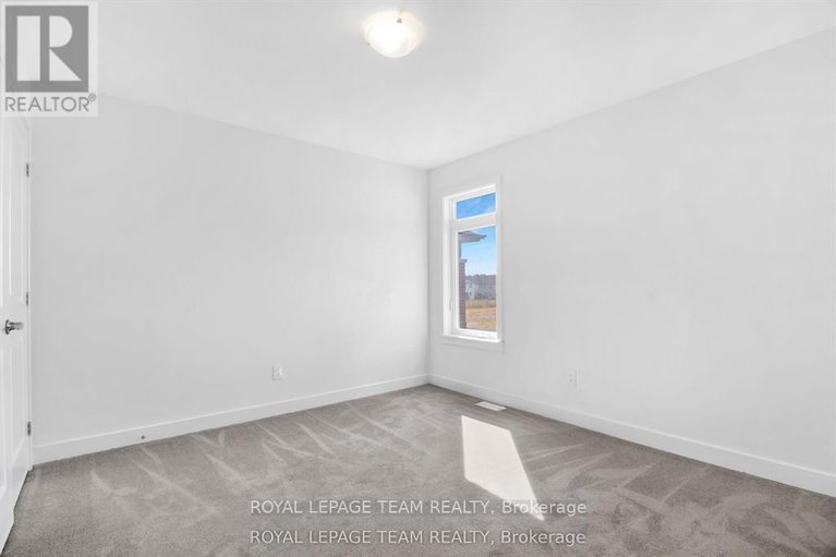 29647353/76-big-dipper-street/riverside-southgloucester-glen/ottawa/ontario/K4M0L8_25