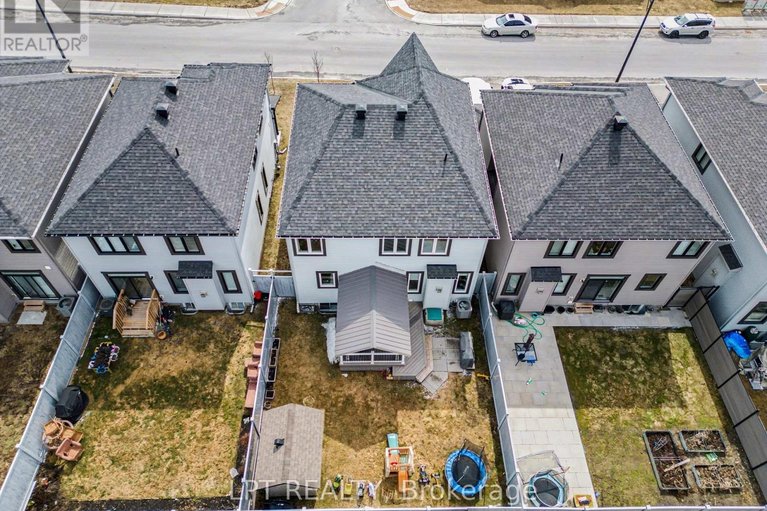 29600476/730-perseus-avenue/half-moon-bay/ottawa/ontario/K2J6V8_35