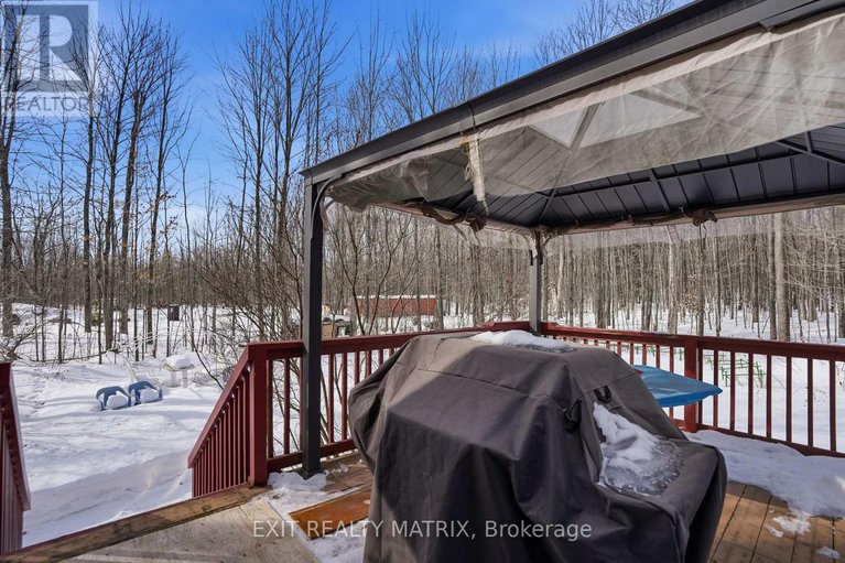 29431063/8150-montee-lemieux-road/east-hawkesbury/ontario/K0B1M0_32