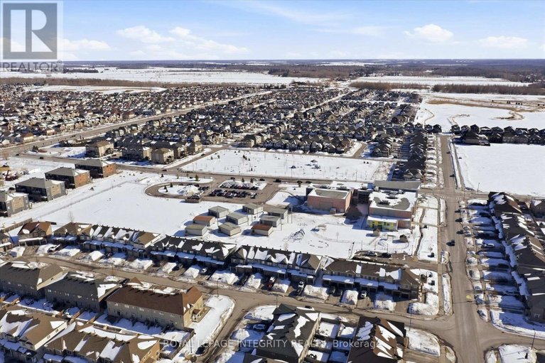 29600487/418-rochefort-circle/avalon-west/ottawa/ontario/K4A0M8_42