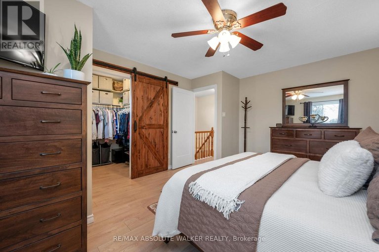 29677661/671-mathieu-way/fallingbrookpineridge/ottawa/ontario/K4A2R6_19
