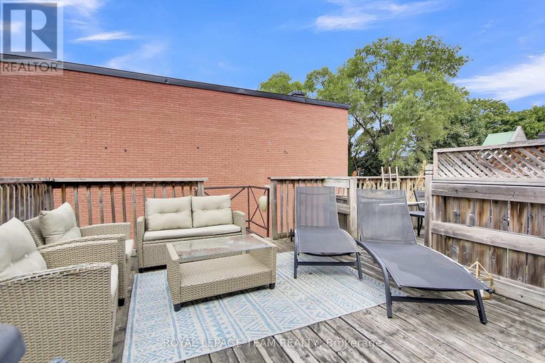28807289/57-argyle-avenue/ottawa-centregolden-triangle/ottawa/ontario/K2P1B3_29