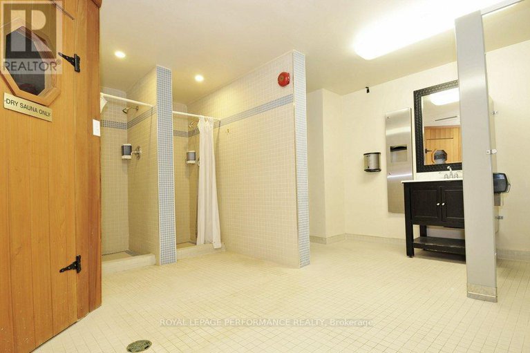 28552109/1904-470-laurier-avenue-w/ottawa-centre/ottawa/ontario/K1R7W9_28
