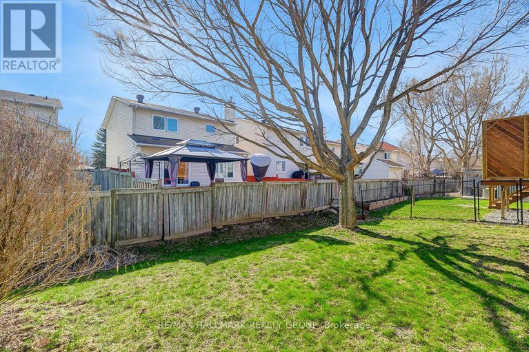 28232415/46-chapelier-private/queenswood-heights-south/ottawa/ontario/K1E3Y1_40