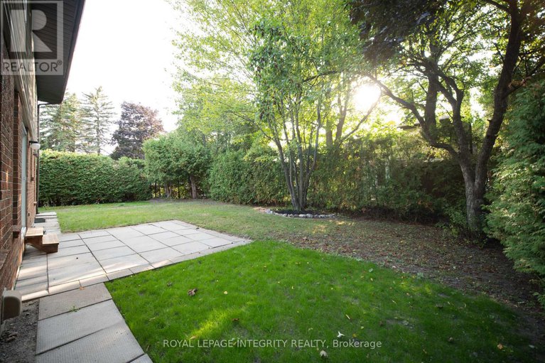 28851706/17-mcclure-crescent/katimavik/ottawa/ontario/K2L2H1_33