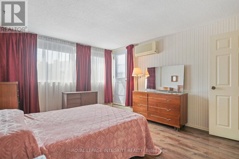 29276381/114-2650-southvale-crescent/sheffield-glenindustrial-park/ottawa/ontario/K1B4S9_21