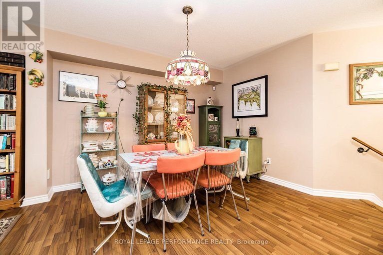 29622959/1893-hennessy-crescent/fallingbrookgardenway-south/ottawa/ontario/K4A3X8_6