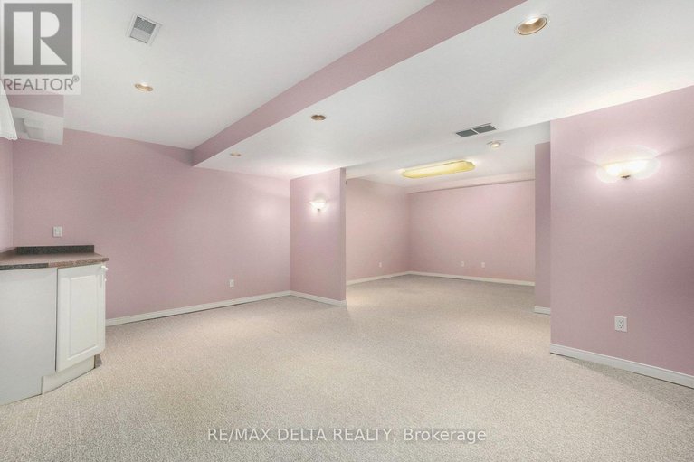 28529206/664-arc-en-ciel-street/fallingbrookgardenway-south/ottawa/ontario/K4A3H8_26