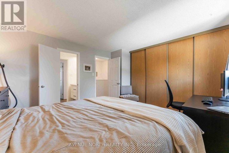 29608047/1964-garden-park-lane/blackburn-hamlet-south/ottawa/ontario/K1B5B2_24