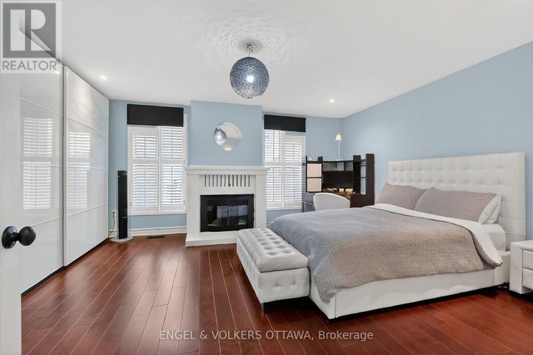 29238292/c8-111-echo-drive-w/ottawa-east/ottawa/ontario/K1S5K8_29