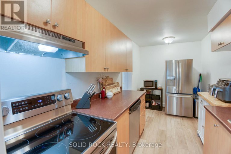 28913498/12-463-canotia-place/fallingbrookpineridge/ottawa/ontario/K4A2K2_9