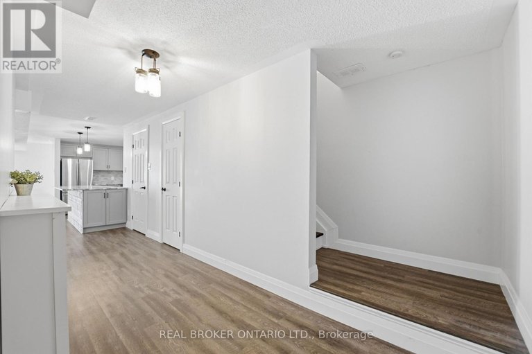 29485307/1391-sutherland-drive/manotick-south-to-roger-stevens/ottawa/ontario/K4M1B3_28