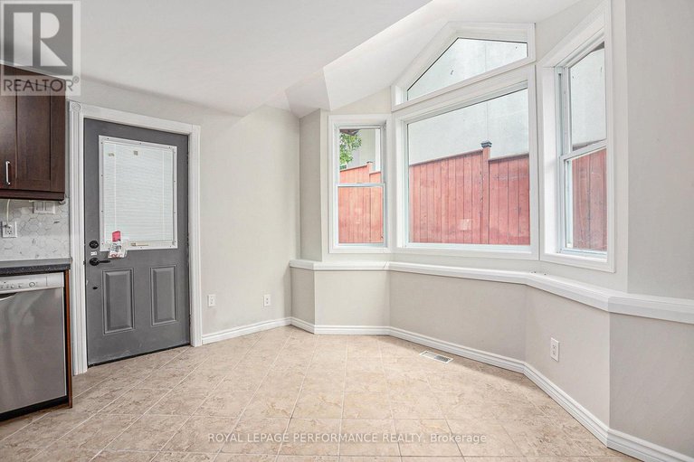 29162671/20-perkins-street/west-centre-town/ottawa/ontario/K1R7G5_9