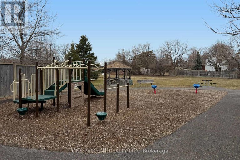 29578723/311-southcrest-private/brookfield-gardens/ottawa/ontario/K1V2B7_36