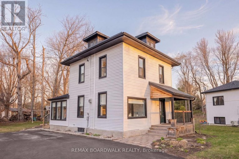 29643946/62-craig-street/village-of-russell/russell/ontario/K4R1A2_2