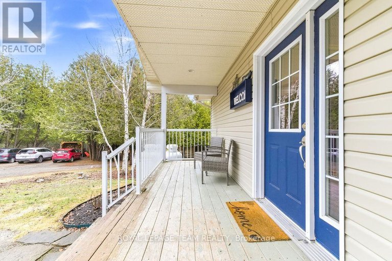 29617709/5195-mcdonalds-corners-road/lanark-highlands-dalhousie-twp/lanark-highlands/ontario/K0G1M0_7