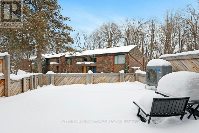 29362253/60-121-buell-street/westborohampton-park/ottawa/ontario/K1Z7E7_31