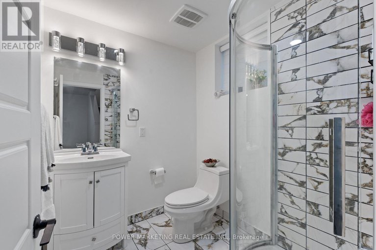 29369218/159-celestial-grove/half-moon-bay/ottawa/ontario/K2J6K6_33