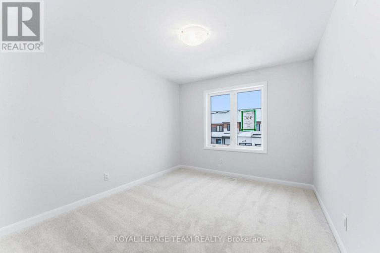 28486435/742-fairline-row/emerald-meadowstrailwest/ottawa/ontario/K2V0V7_25