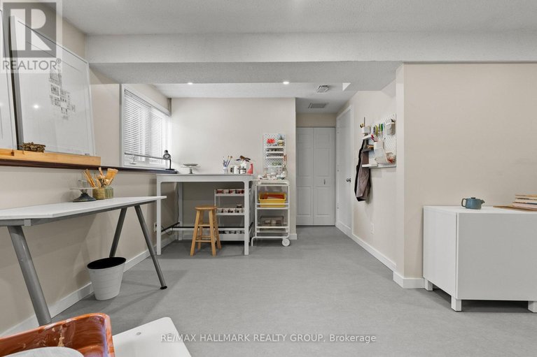 29447574/34-nanook-crescent/katimavik/ottawa/ontario/K2L2A7_63