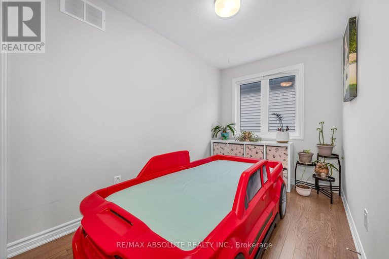 28752702/730-perseus-avenue/half-moon-bay/ottawa/ontario/K2J6V8_33