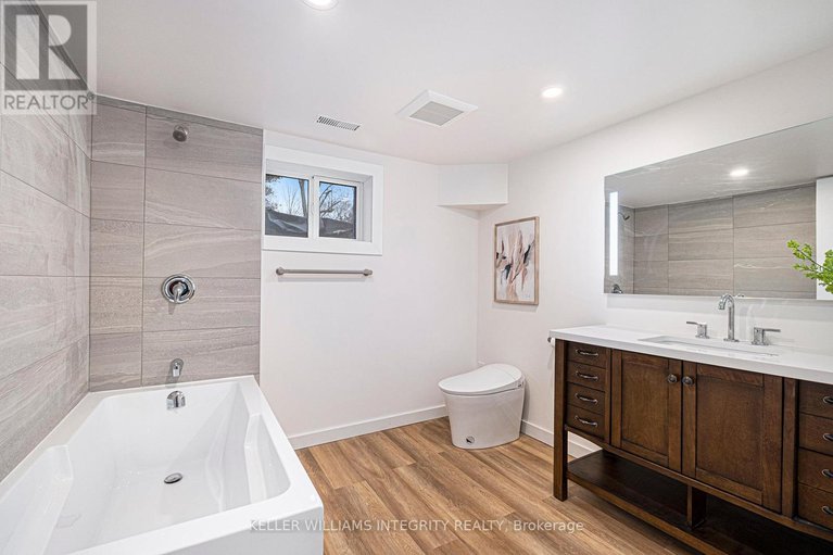28376426/17-lockview-road/manotick-village-manotick-estates/ottawa/ontario/K4M1B2_31