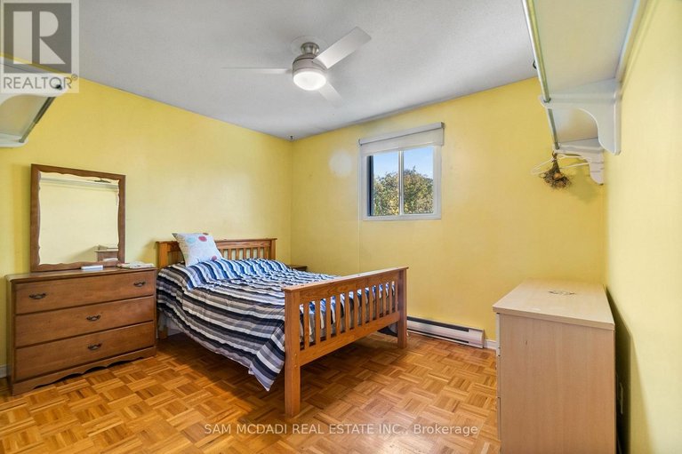 29621220/2705-laurier-street/town-of-rockland/clarence-rockland/ontario/K4K1A3_27