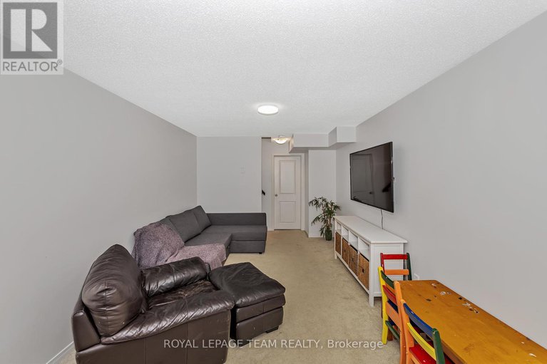 28967262/430-haresfield-court/riverside-southgloucester-glen/ottawa/ontario/K4M0B6_36
