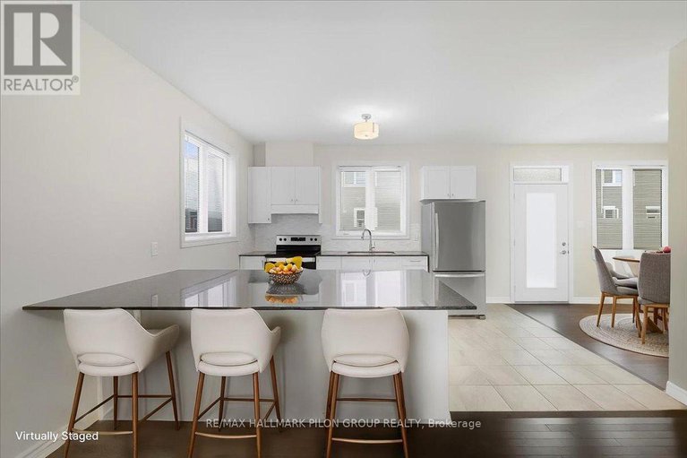 29249710/504-loury-row/orleans-village/ottawa/ontario/K1W0M5_3