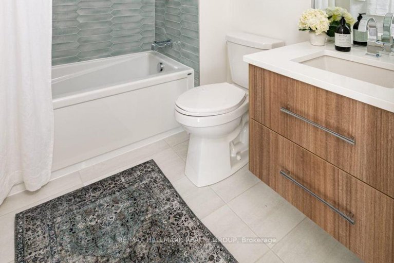 29298214/611-persimmon-way/orleans-village/ottawa/ontario/K1W0S8_21