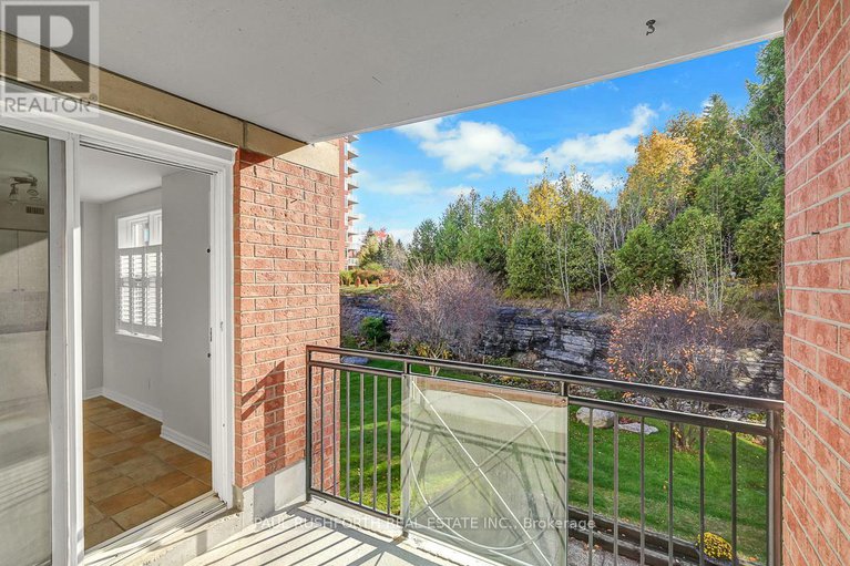 29075248/303-120-darlington-private/hunt-clubwestern-community/ottawa/ontario/K1V0X5_17