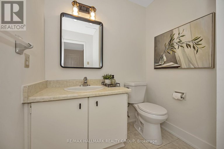 29051310/698-malibu-terrace/courtland-park/ottawa/ontario/K2C3T8_19