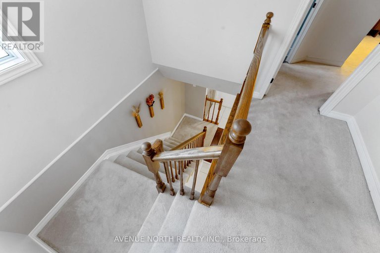 29017802/33-sarrazin-way/cedargrovefraserdale/ottawa/ontario/K2J4A5_14
