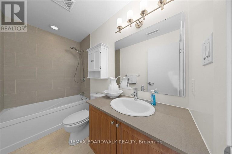 29684345/506-310-centrum-boulevard/bilberry-creekqueenswood-heights/ottawa/ontario/K1E0A3_24