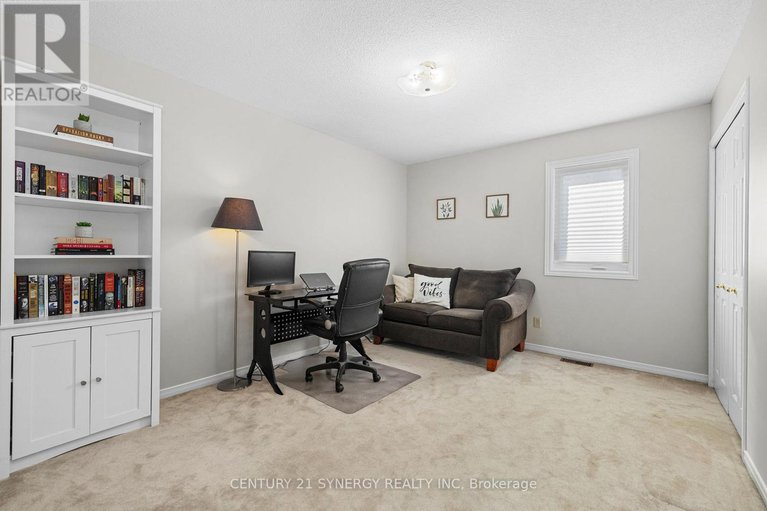 28834728/2034-frank-bender-street/chateauneuf/ottawa/ontario/K1C1M7_17