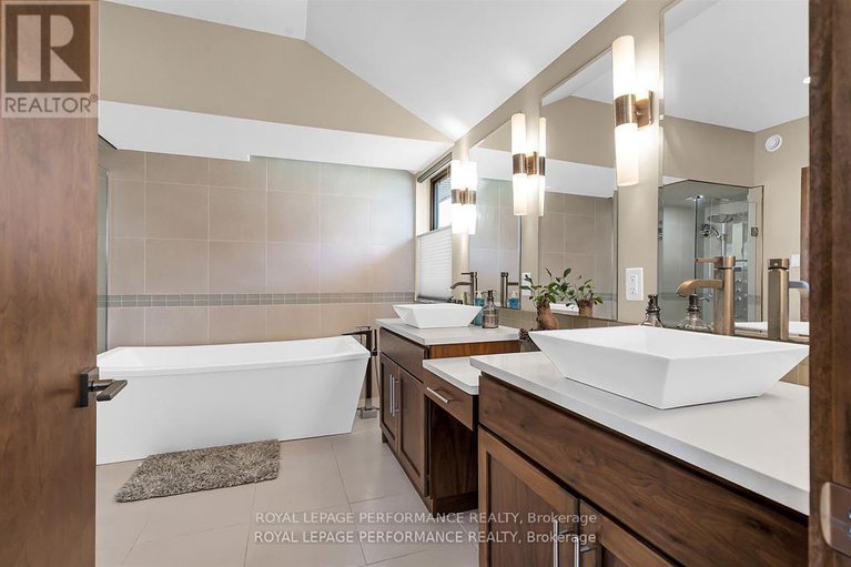 29337350/19-george-patrick-drive/long-sault/south-stormont/ontario/K0C1P0_27