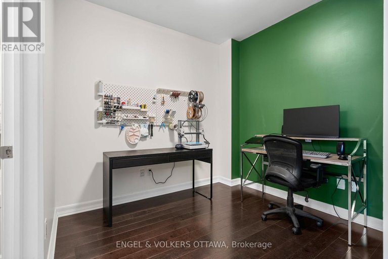 29581110/811-238-besserer-street/sandy-hill/ottawa/ontario/K1N6B1_8