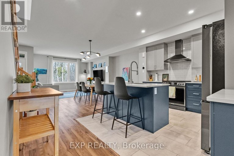 29648465/419-clubtail-private/blossom-parkkemp-parkfindlay-creek/ottawa/ontario/K1X0M9_8