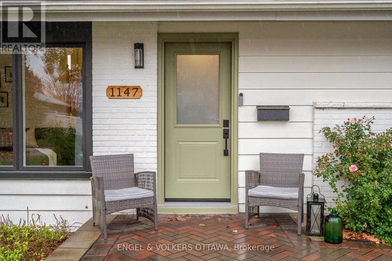 29063816/1147-gateway-road/parkway-park/ottawa/ontario/K2C2W8_3