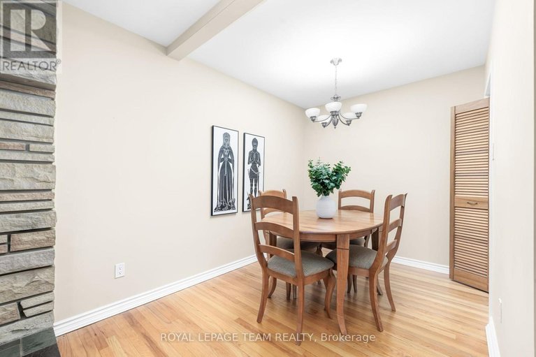 29618912/30-elmsley-crescent/arbeatha-park/ottawa/ontario/K2H6V3_11