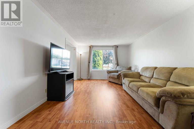 28860145/2178-erinbrook-crescent/sheffield-glenindustrial-park/ottawa/ontario/K1B4J4_3
