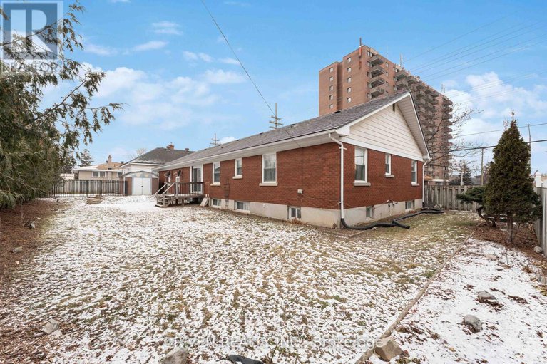28353982/1266-walkley-road/ellwood/ottawa/ontario/K1V6P7_41