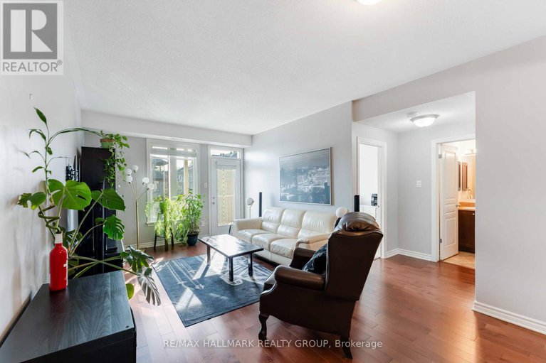 28317534/f-3789-canyon-walk-drive/riverside-southgloucester-glen/ottawa/ontario/K1V2M4_5