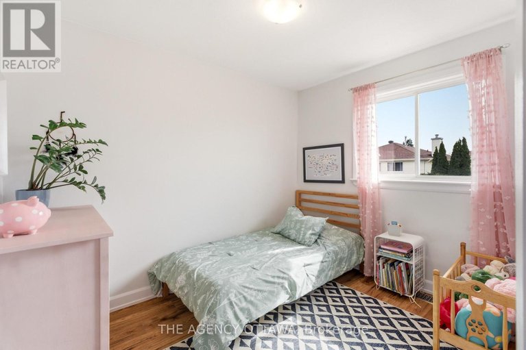 29677270/1625-bottriell-way/fallingbrookpineridge/ottawa/ontario/K4A1W5_33