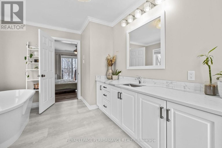 29228643/57-main-street/finch/north-stormont/ontario/K0C1K0_27