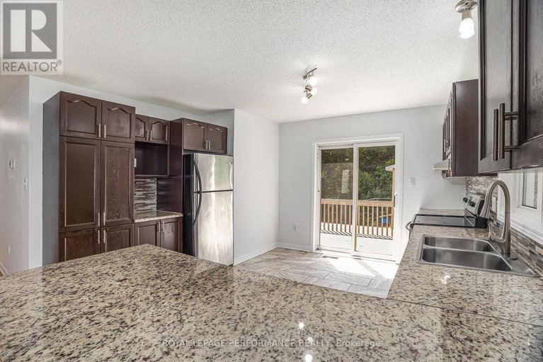 28513867/129-beaumont-avenue/town-of-rockland/clarence-rockland/ontario/K4K1R7_13